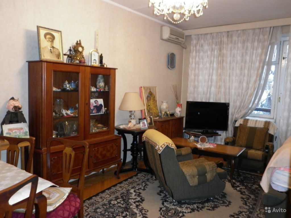 Продам квартиру 3-к квартира 79.8 м² на 5 этаже 9-этажного кирпичного дома в Москве. Фото 1