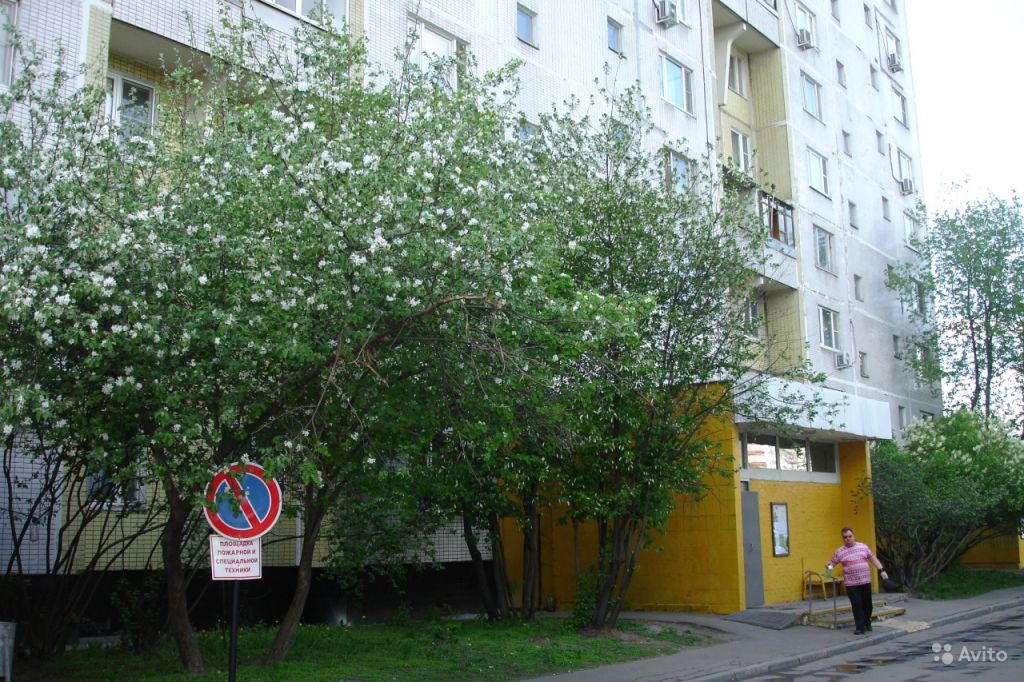 Продам квартиру 1-к квартира 39 м² на 2 этаже 12-этажного панельного дома в Москве. Фото 1