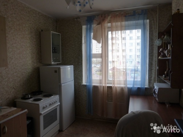 Продам квартиру 1-к квартира 38 м² на 2 этаже 17-этажного панельного дома в Москве. Фото 1