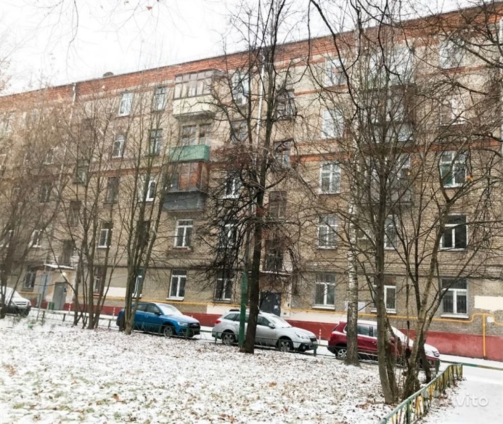 Продам комнату Комната 21 м² в 4-к квартире на 3 этаже 5-этажного кирпичного дома в Москве. Фото 1