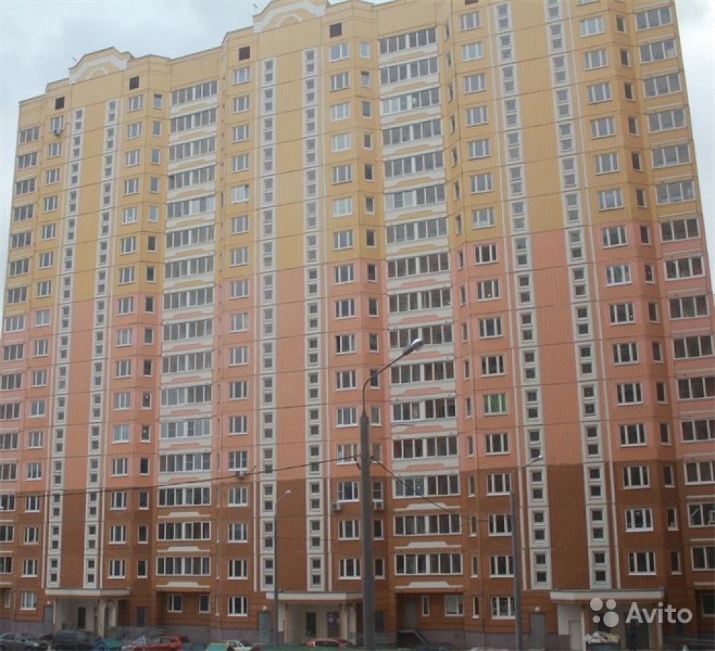 Продам квартиру 2-к квартира 60.3 м² на 2 этаже 17-этажного панельного дома в Москве. Фото 1