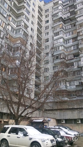 Продам квартиру 5-к квартира 105.4 м² на 6 этаже 16-этажного блочного дома в Москве. Фото 1