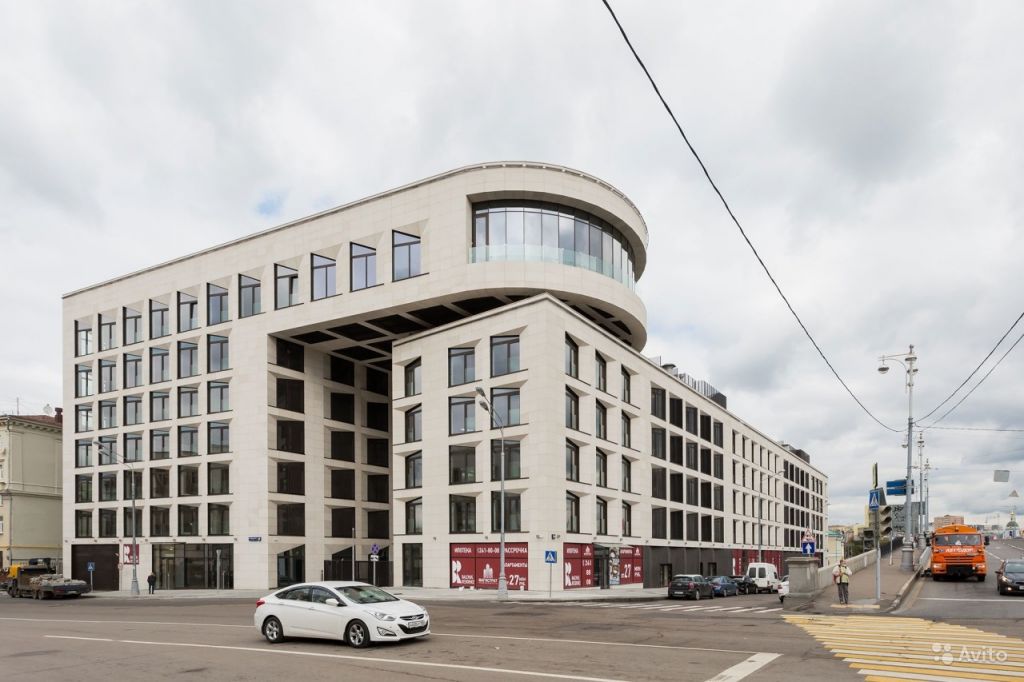 Продам квартиру 5-к квартира 373.8 м² на 5 этаже 5-этажного монолитного дома в Москве. Фото 1