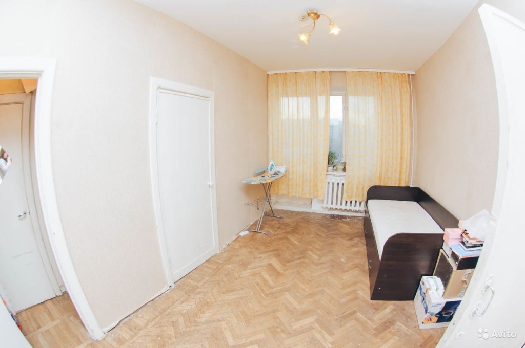 Продам квартиру 2-к квартира 39.2 м² на 4 этаже 4-этажного кирпичного дома в Москве. Фото 1