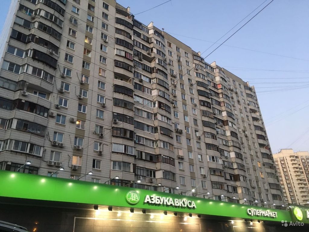 Продам квартиру 1-к квартира 38 м² на 11 этаже 17-этажного панельного дома в Москве. Фото 1