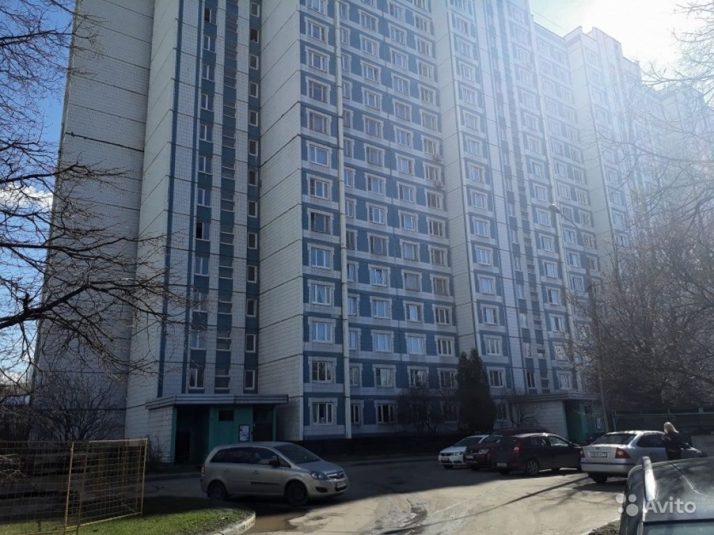 Продам квартиру 1-к квартира 38 м² на 5 этаже 17-этажного панельного дома в Москве. Фото 1
