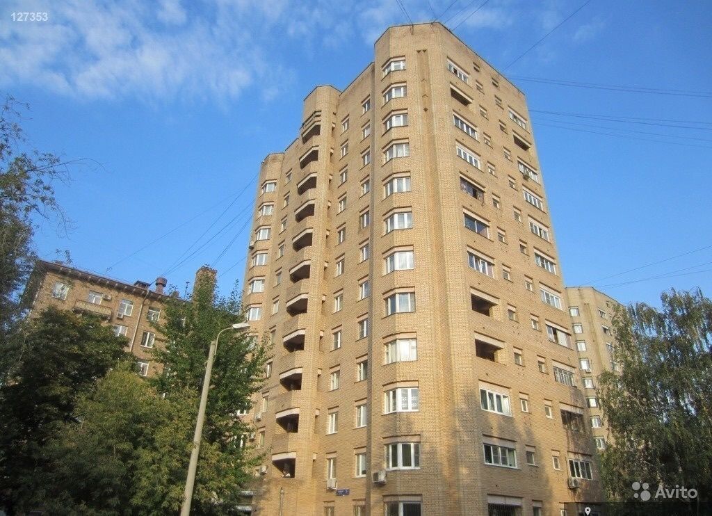 Продам квартиру 1-к квартира 47 м² на 5 этаже 14-этажного кирпичного дома в Москве. Фото 1