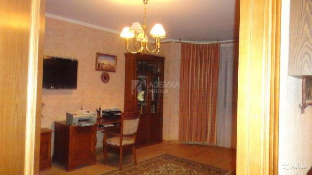 Продам квартиру 1-к квартира 52 м² на 7 этаже 16-этажного панельного дома в Москве. Фото 1