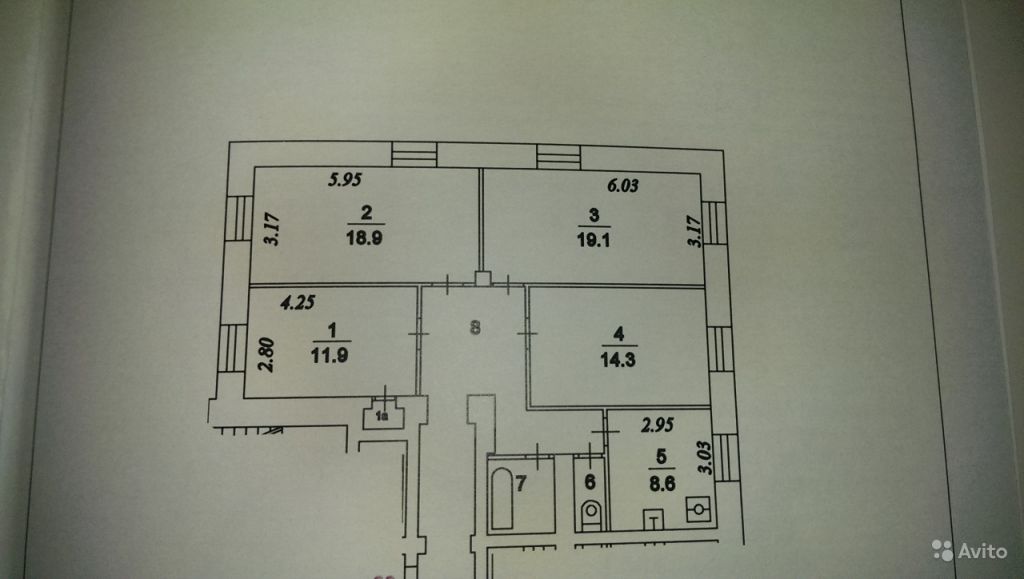 Продам квартиру 4-к квартира 94.2 м² на 1 этаже 6-этажного кирпичного дома в Москве. Фото 1