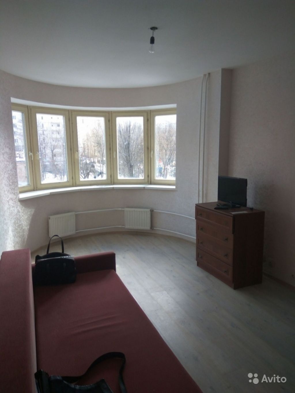 Продам квартиру 1-к квартира 45 м² на 4 этаже 10-этажного монолитного дома в Москве. Фото 1
