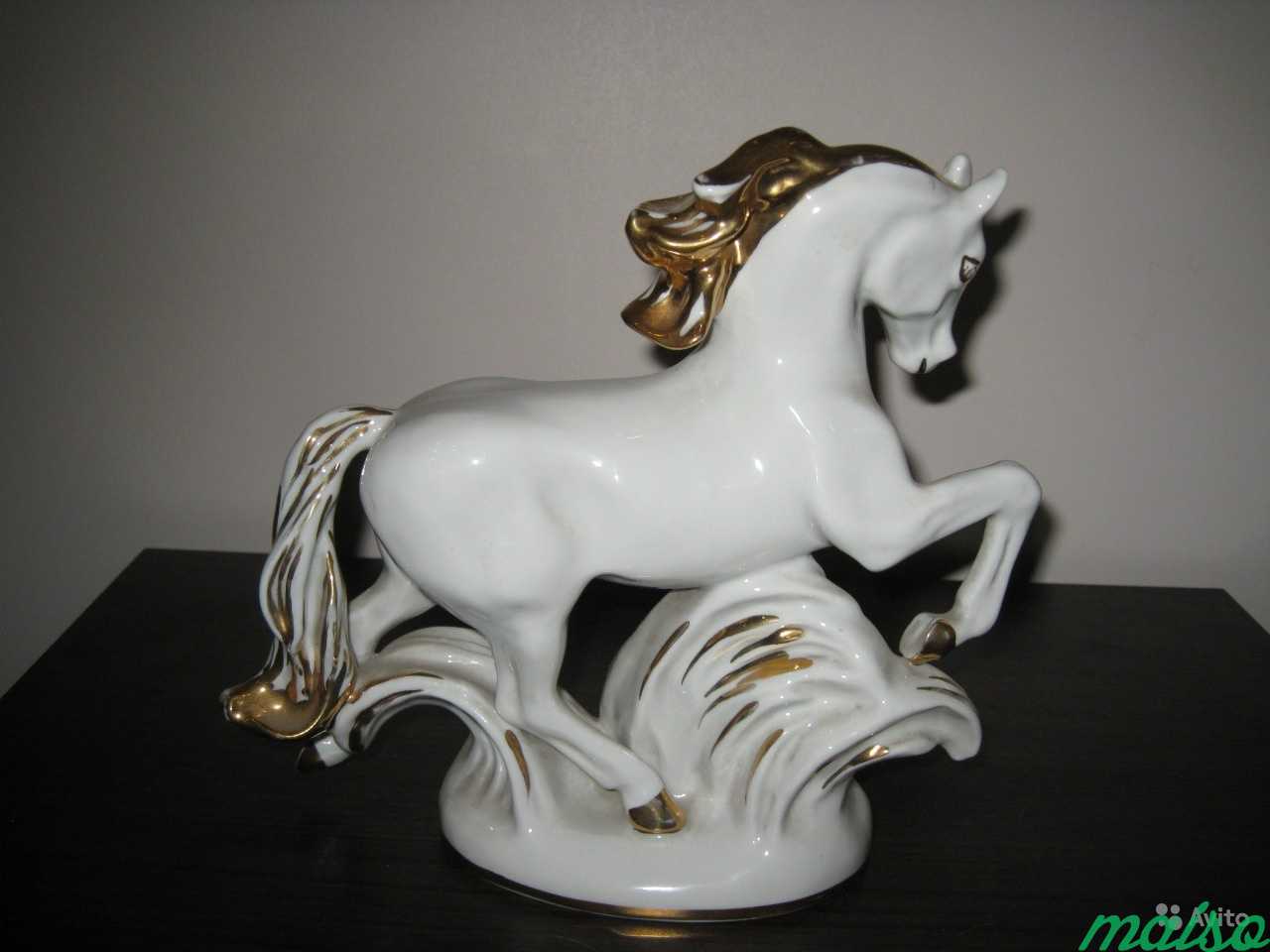 Авито фигурки. Статуэтка "конь златогривый" (ЛФЗ). Фарфоровая статуэтка лошадь. Статуэтки лошади для интерьера. Статуэтка лошадь ЛФЗ.