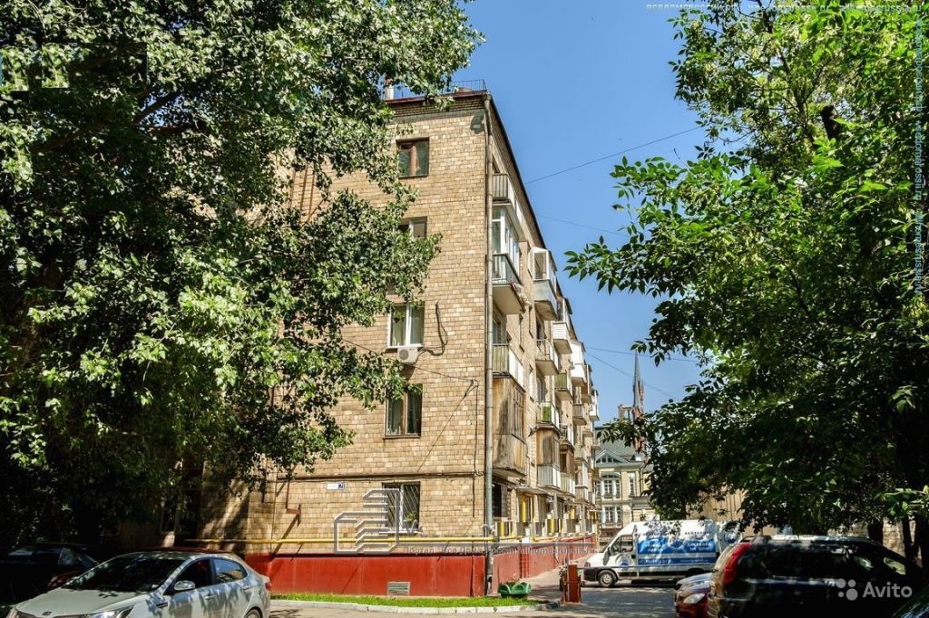 Продам квартиру 2-к квартира 44 м² на 4 этаже 5-этажного кирпичного дома в Москве. Фото 1