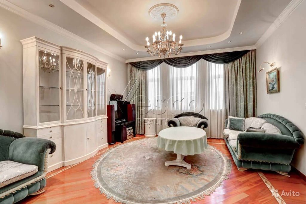 Продам квартиру 5-к квартира 160 м² на 8 этаже 9-этажного кирпичного дома в Москве. Фото 1