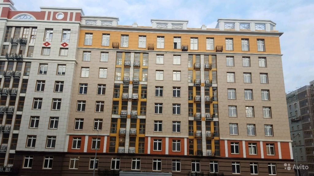 Продам квартиру в новостройке ЖК «Рассказово» 1-к квартира 42 м² на 2 этаже 9-этажного монолитного дома , тип участия: ДДУ в Москве. Фото 1