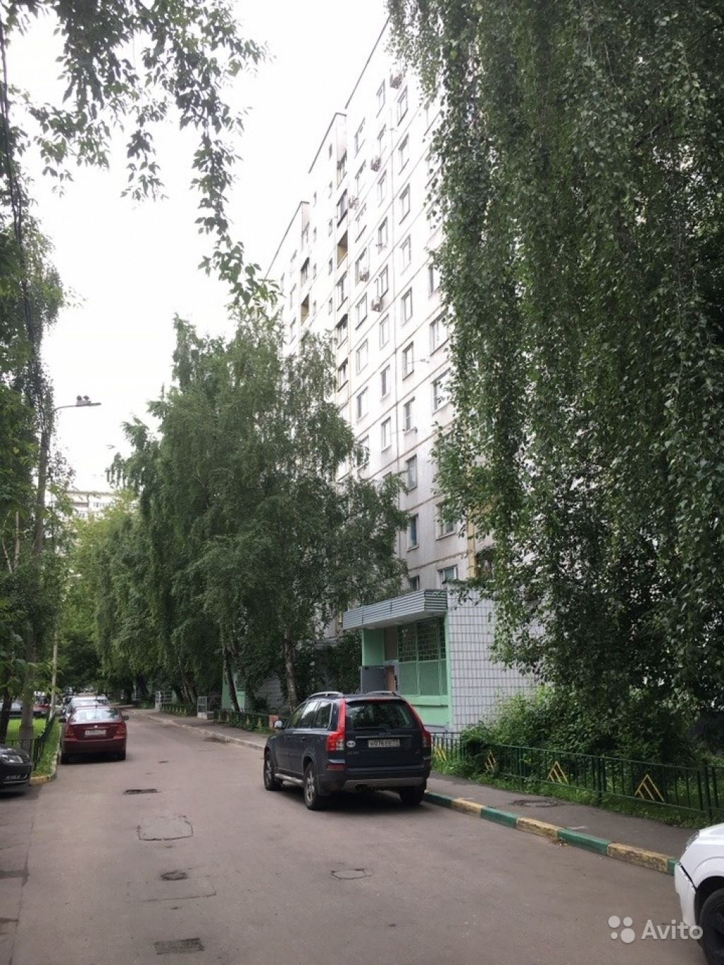 Продам квартиру 4-к квартира 76 м² на 2 этаже 12-этажного панельного дома в Москве. Фото 1