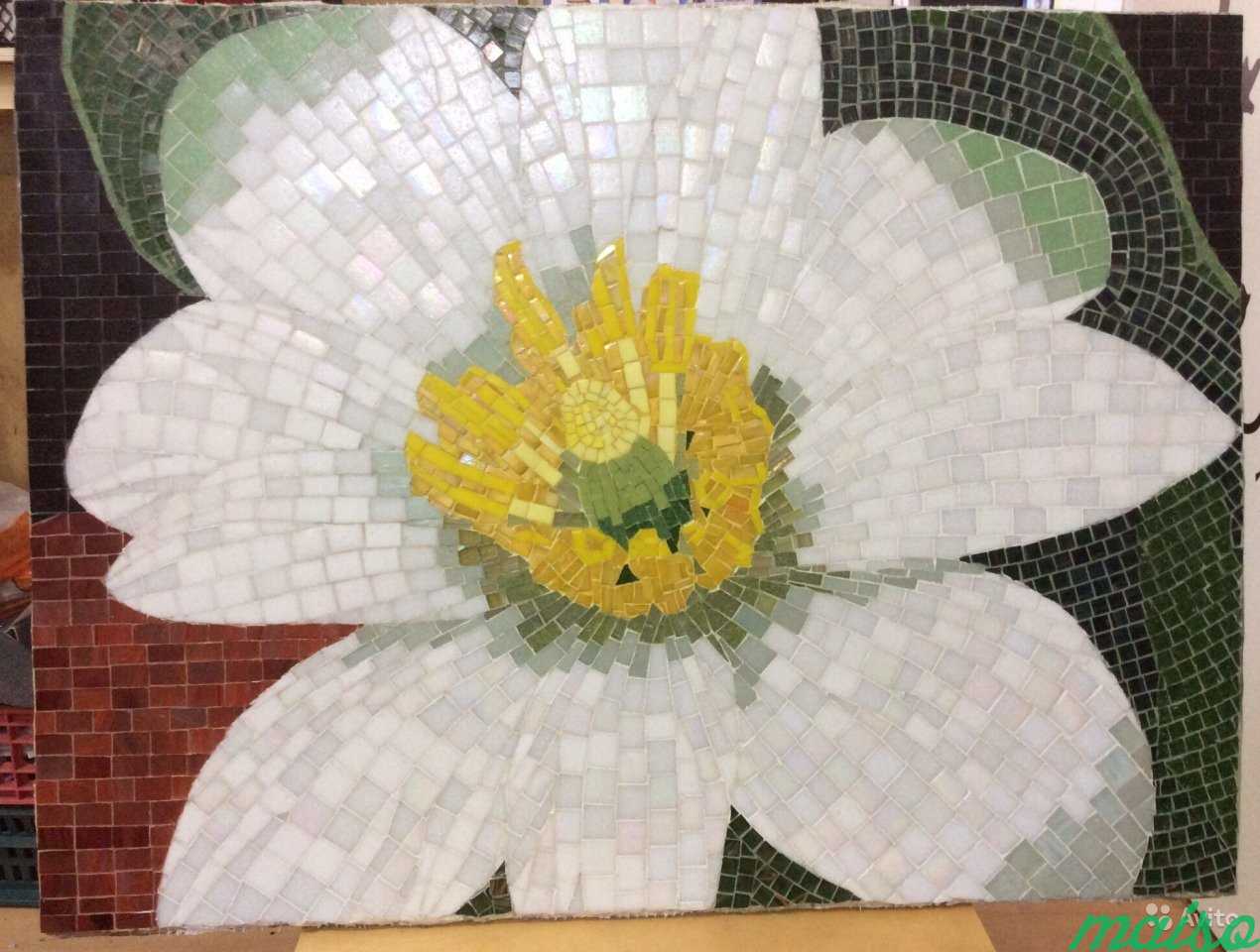 Панно из мозаики Цветок в Москве. Фото 1