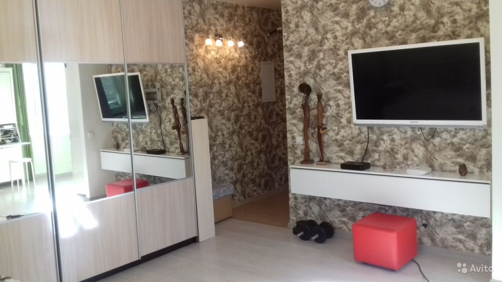 Продам квартиру Студия 34 м² на 4 этаже 5-этажного блочного дома в Москве. Фото 1