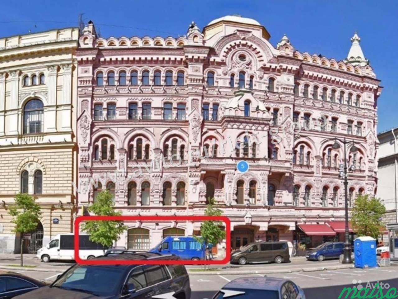 211 м² в центре города (м. Гостиный двор) в Санкт-Петербурге. Фото 1