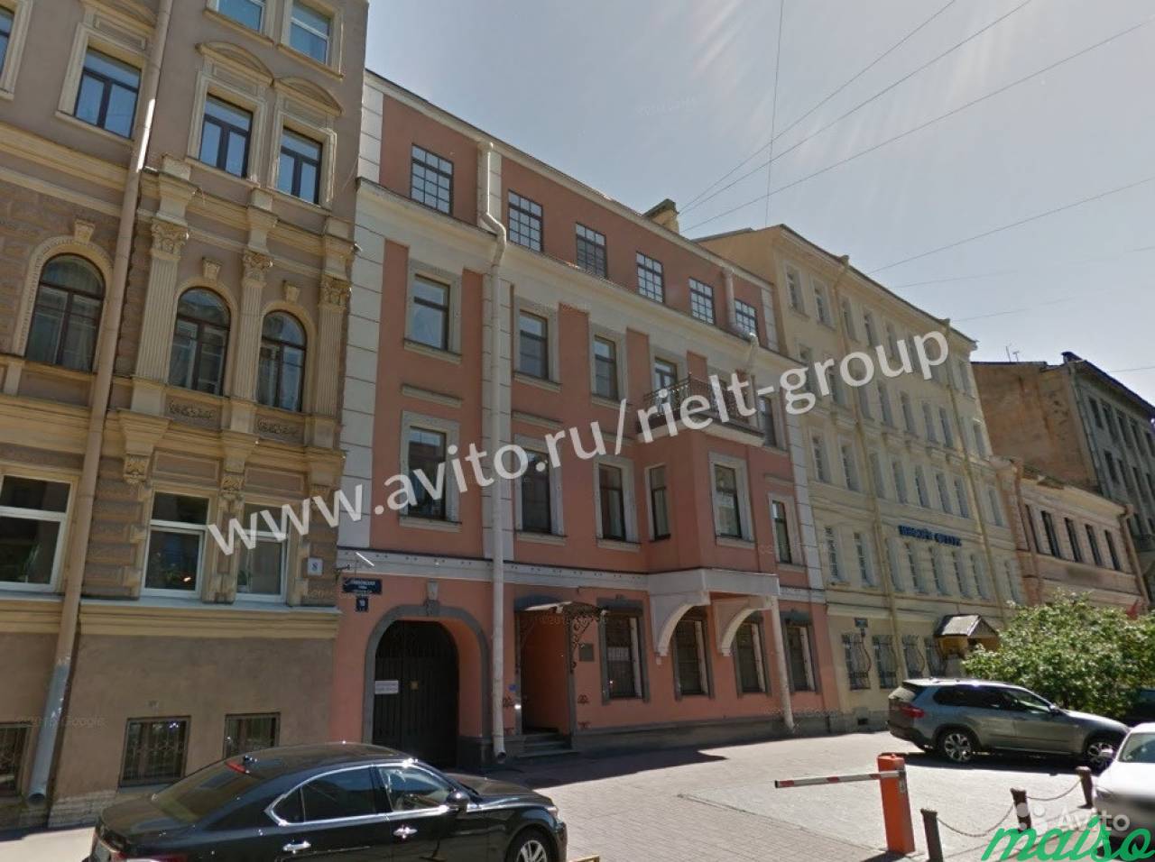 720 м²4-ех этажное Отдельно стоящее здание у метро в Санкт-Петербурге. Фото 2