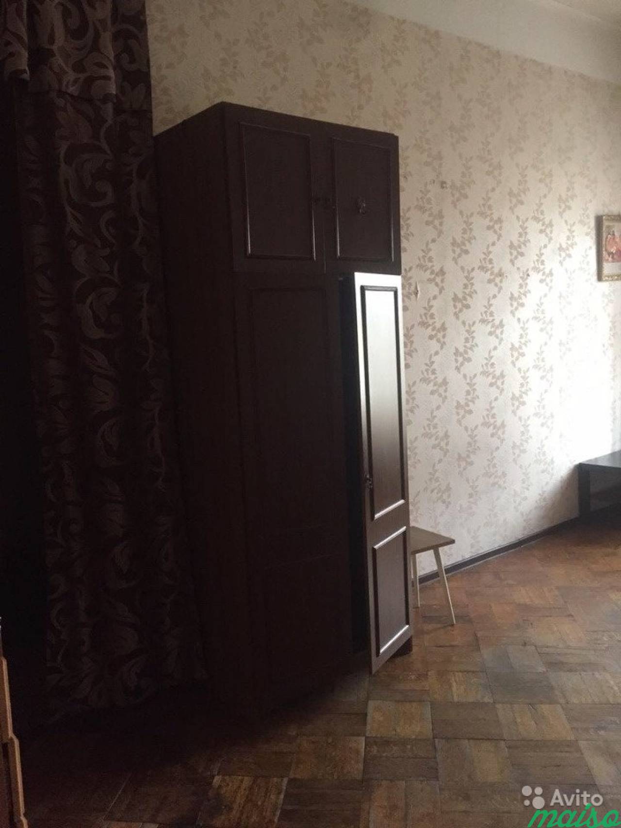 Комната 35.6 м² в 5-к, 2/5 эт. в Санкт-Петербурге. Фото 1