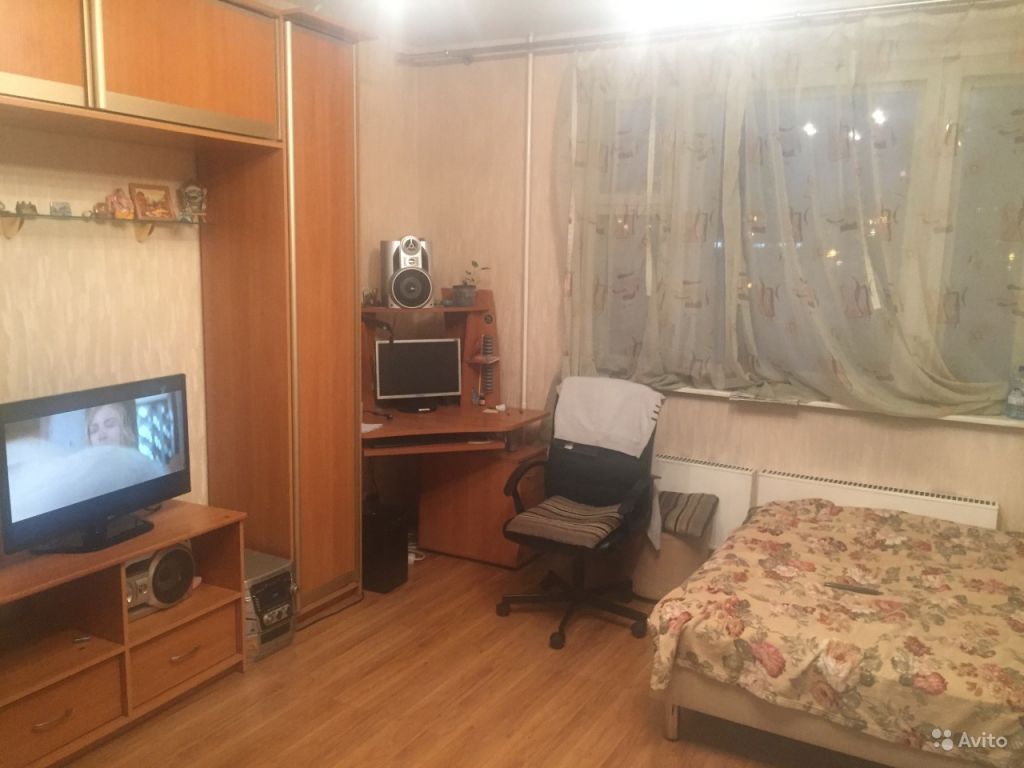 Продам квартиру 3-к квартира 80.1 м² на 2 этаже 12-этажного панельного дома в Москве. Фото 1