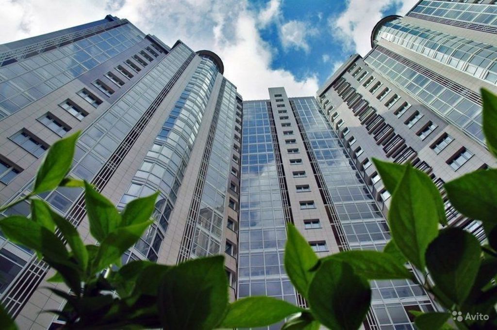 Продам квартиру 2-к квартира 73 м² на 15 этаже 24-этажного монолитного дома в Москве. Фото 1