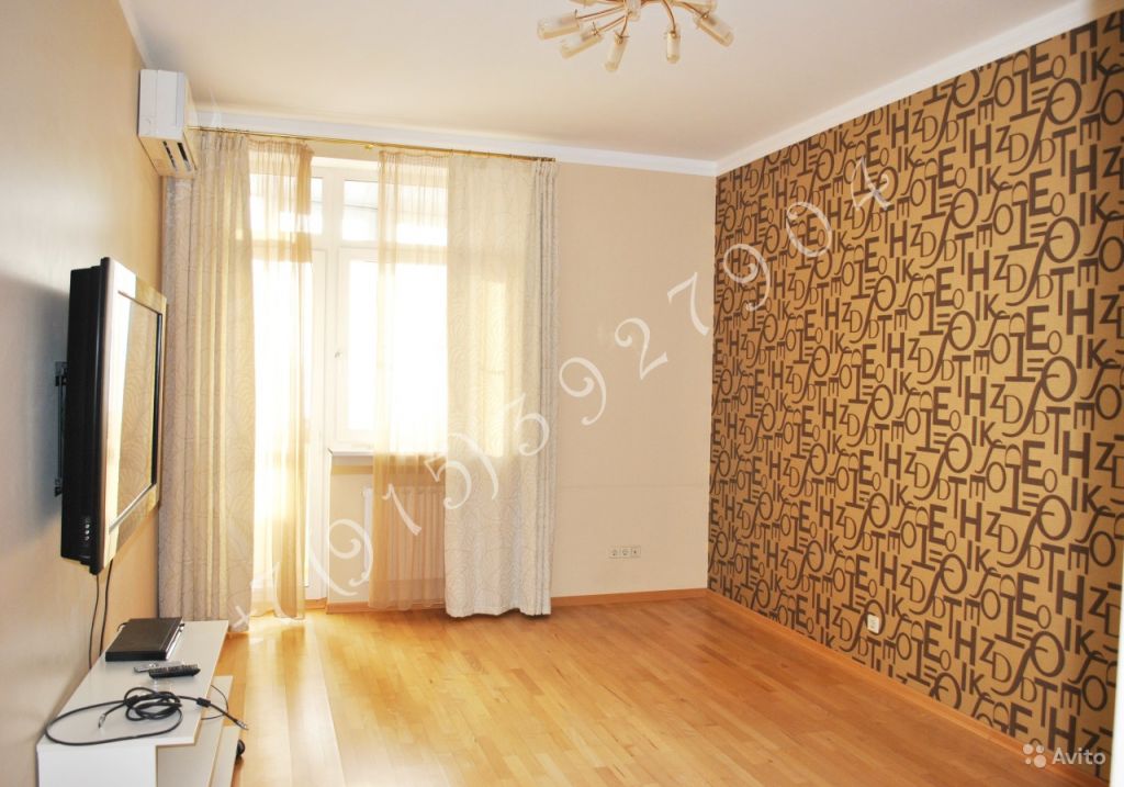 Продам квартиру 5-к квартира 148 м² на 15 этаже 18-этажного монолитного дома в Москве. Фото 1