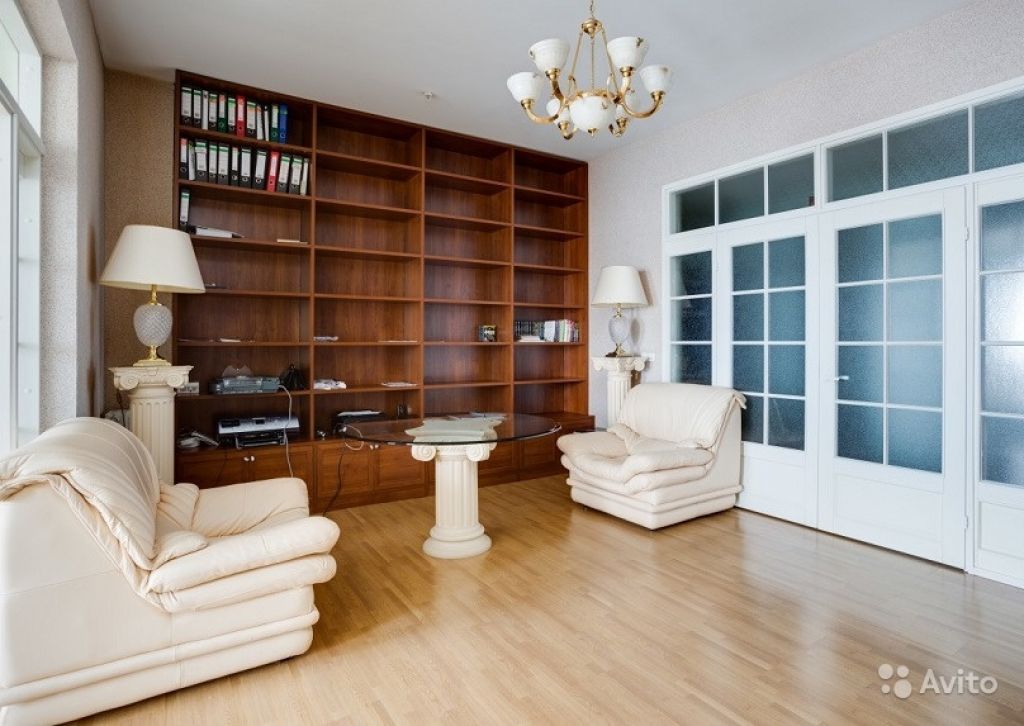 Продам квартиру 5-к квартира 202 м² на 6 этаже 19-этажного монолитного дома в Москве. Фото 1