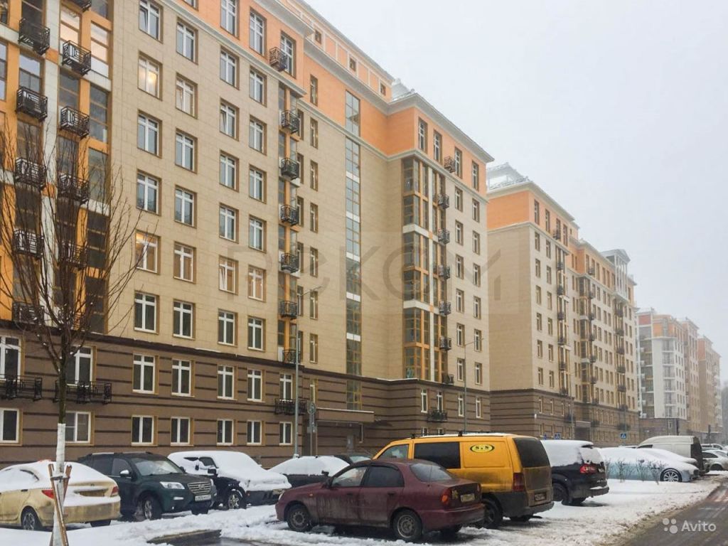 Продам квартиру 2-к квартира 71 м² на 8 этаже 9-этажного монолитного дома в Москве. Фото 1