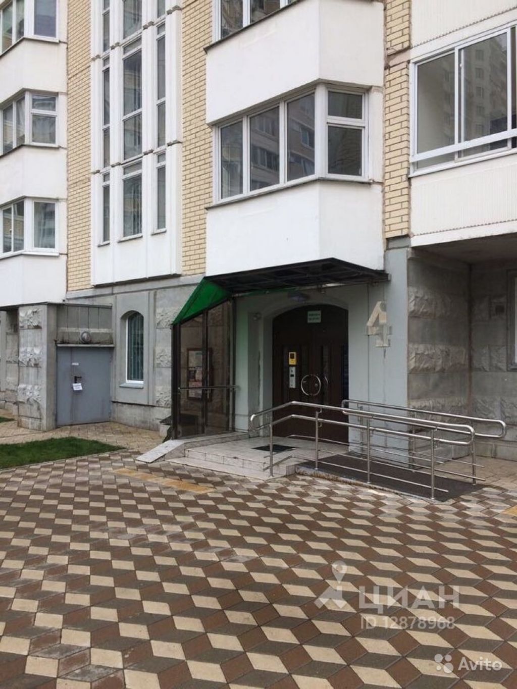 Продам квартиру 2-к квартира 51.1 м² на 3 этаже 17-этажного панельного дома в Москве. Фото 1