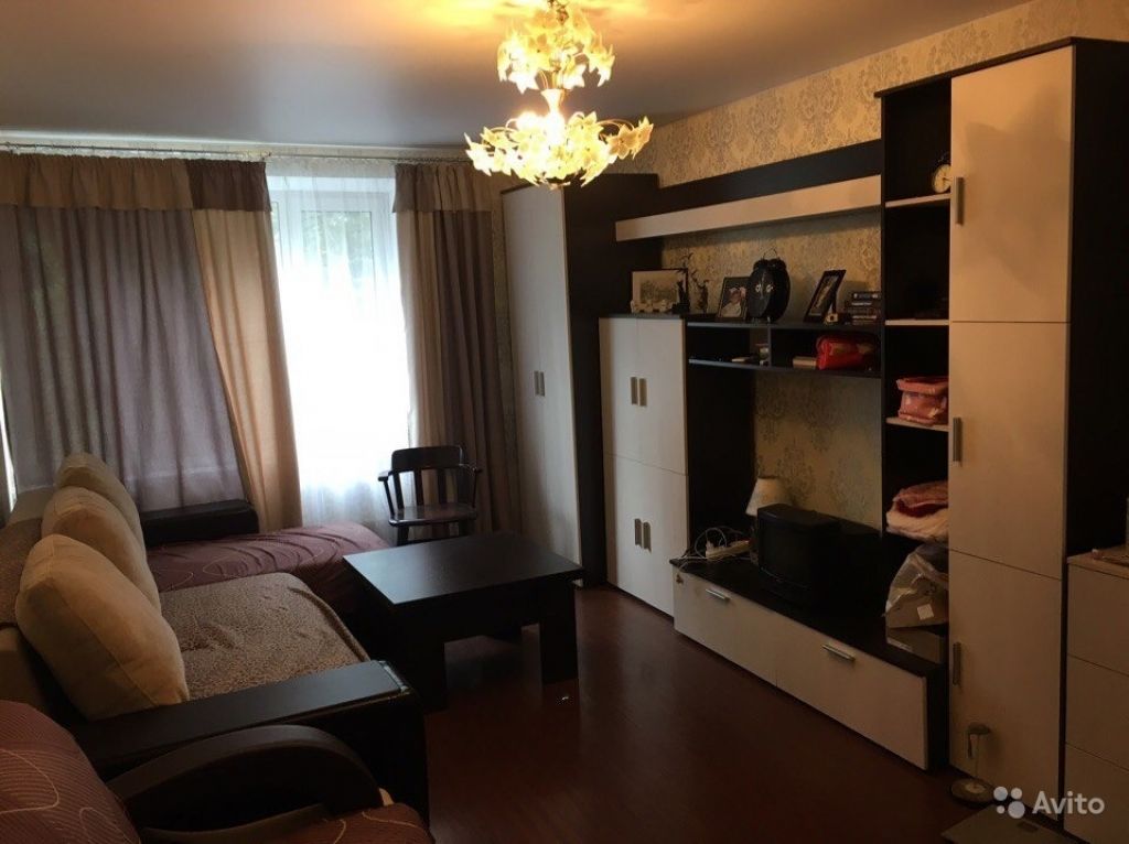 Продам квартиру 2-к квартира 52 м² на 2 этаже 12-этажного панельного дома в Москве. Фото 1