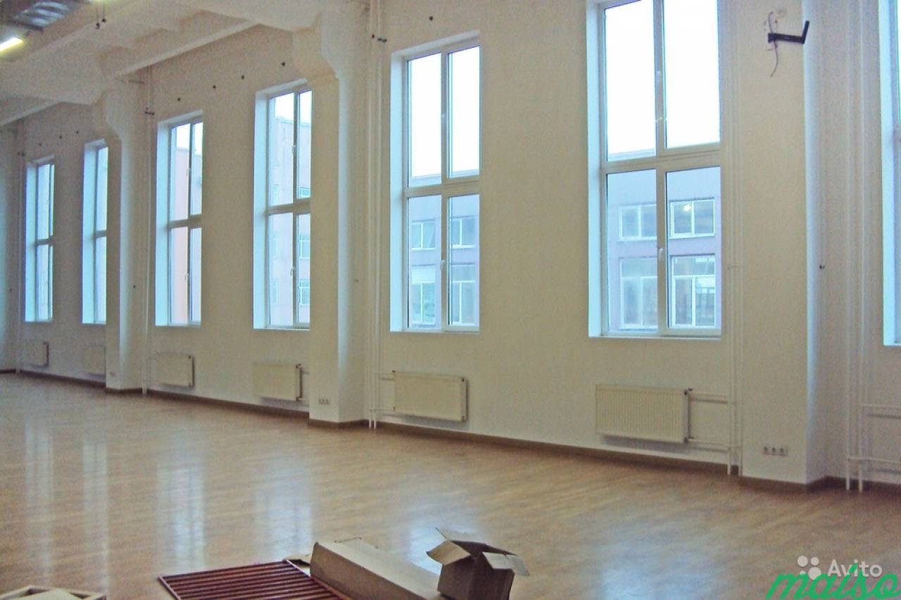 Офисный блок 216 м² с панорамными окнами в Санкт-Петербурге. Фото 5