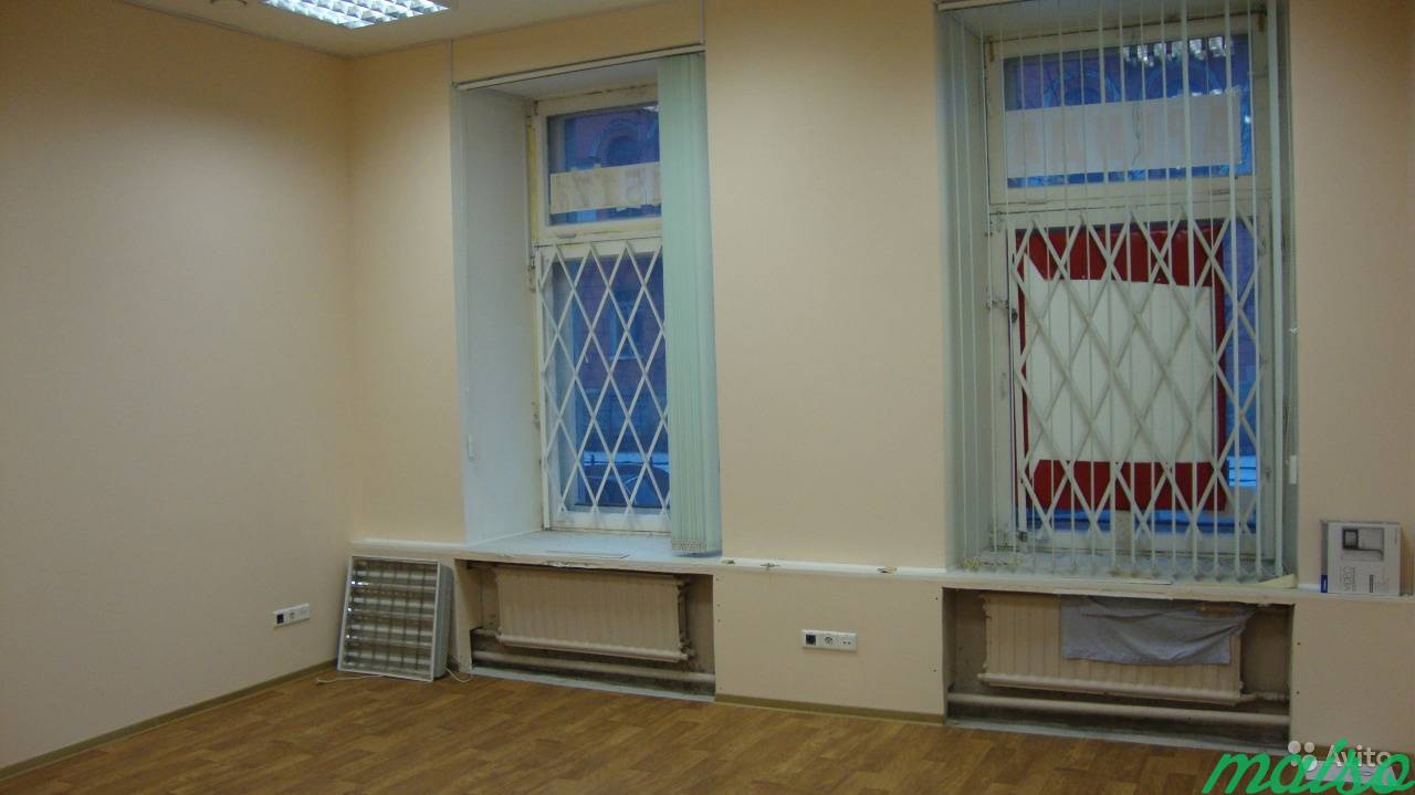 160 м² с отдельным входом, 1-й этаж, с ремонтом в Санкт-Петербурге. Фото 3