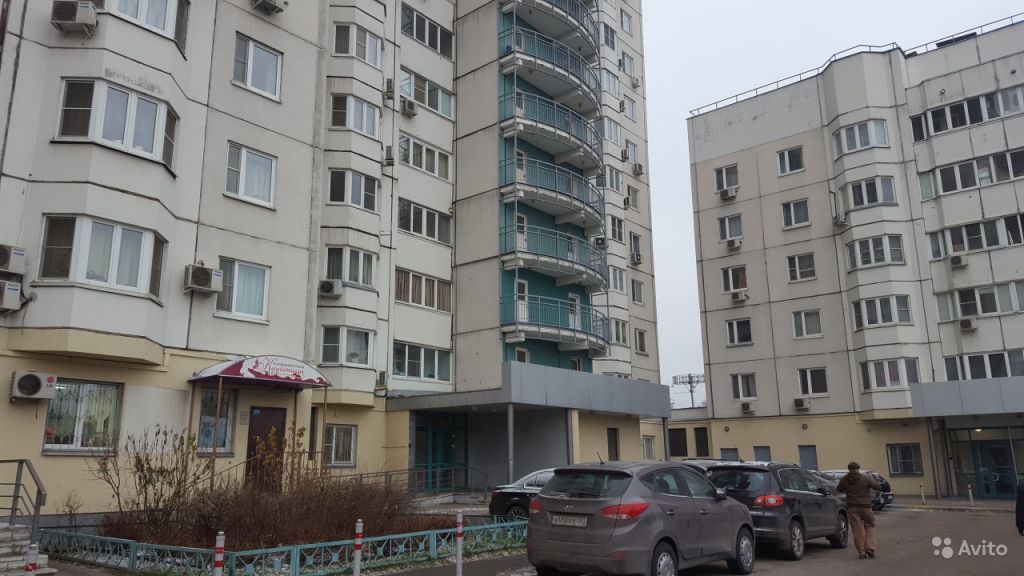 Продам квартиру 2-к квартира 71 м² на 5 этаже 19-этажного монолитного дома в Москве. Фото 1