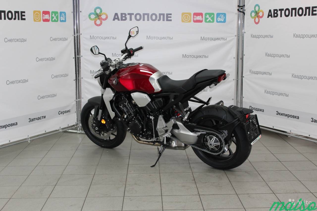 Мотоцикл Honda CB1000R 2018 в Санкт-Петербурге. Фото 4