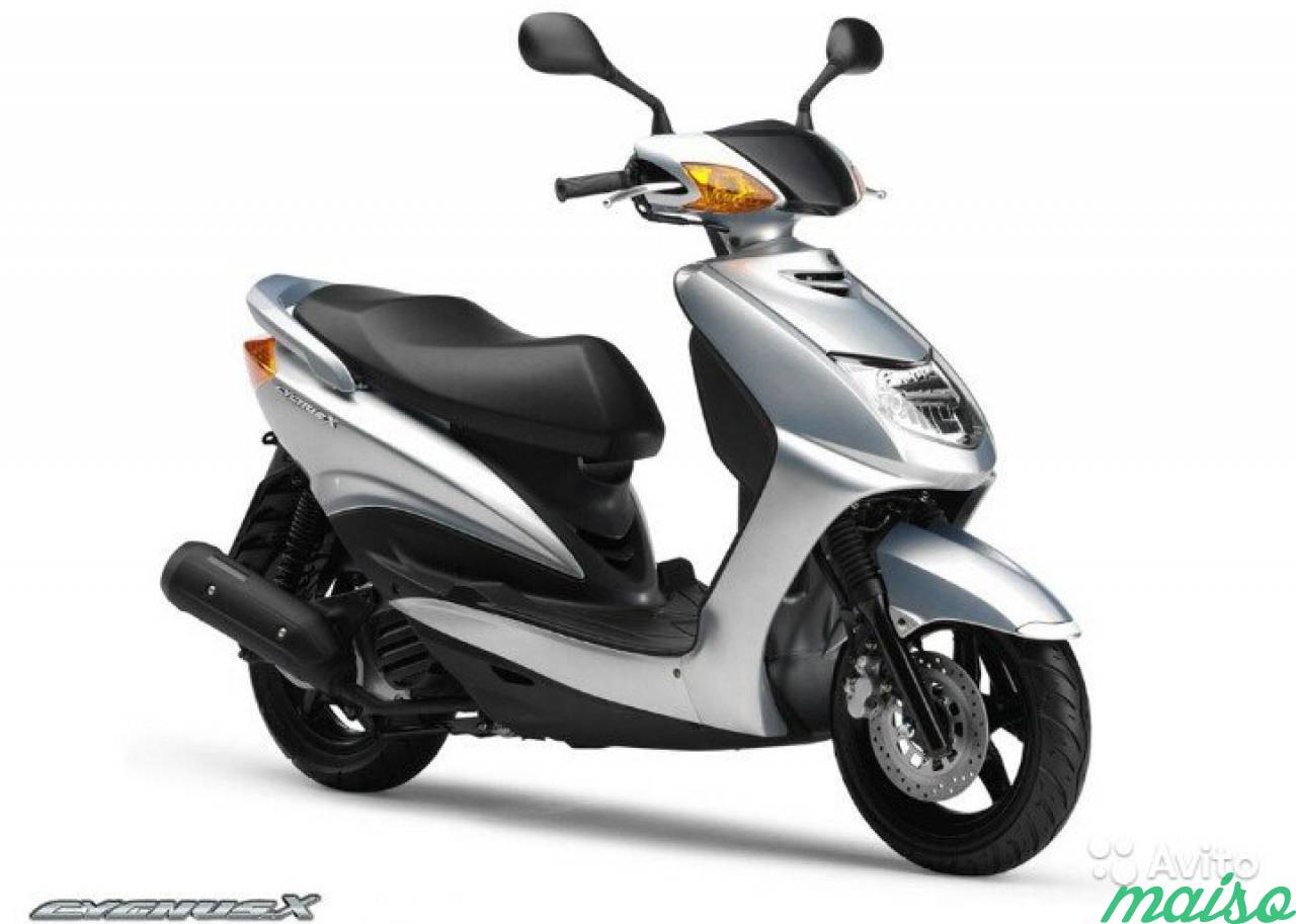 Макси скутер Yamaha Cygnus X 125 в Санкт-Петербурге. Фото 1