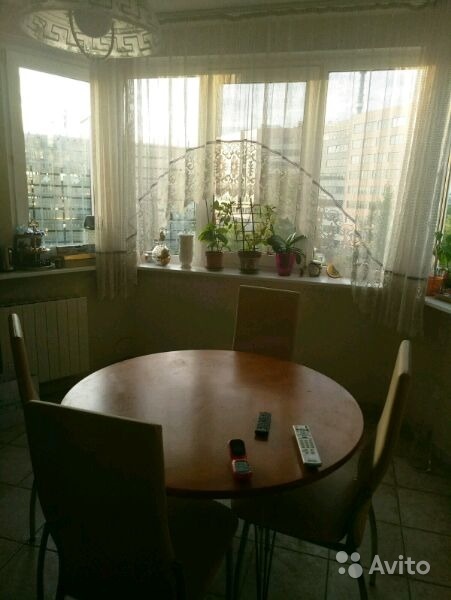 Продам квартиру 3-к квартира 80 м² на 5 этаже 17-этажного панельного дома в Москве. Фото 1