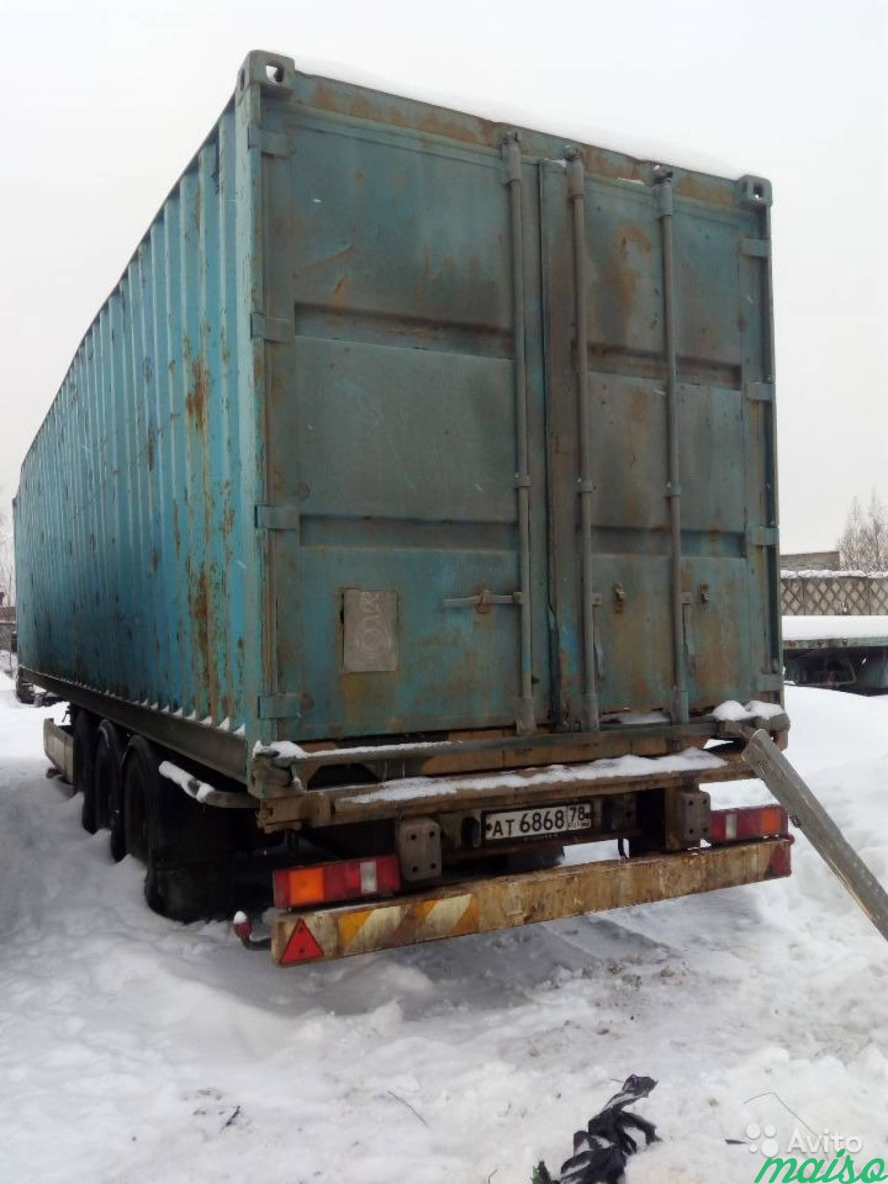 Полуприцеп с металловозным контейнером в Санкт-Петербурге. Фото 4