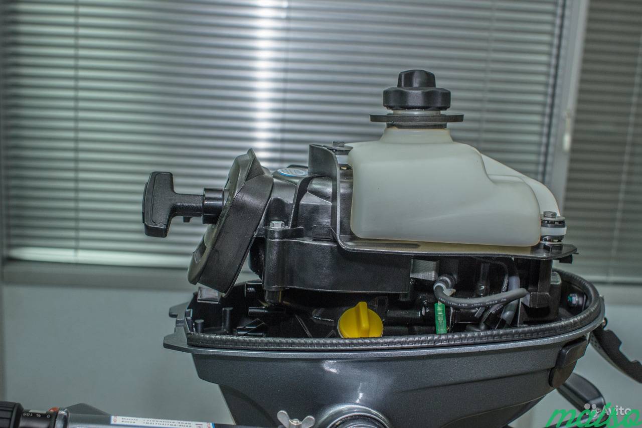 Лодочный мотор Mikatsu MF3.5FHS 4х тактный в Санкт-Петербурге. Фото 6