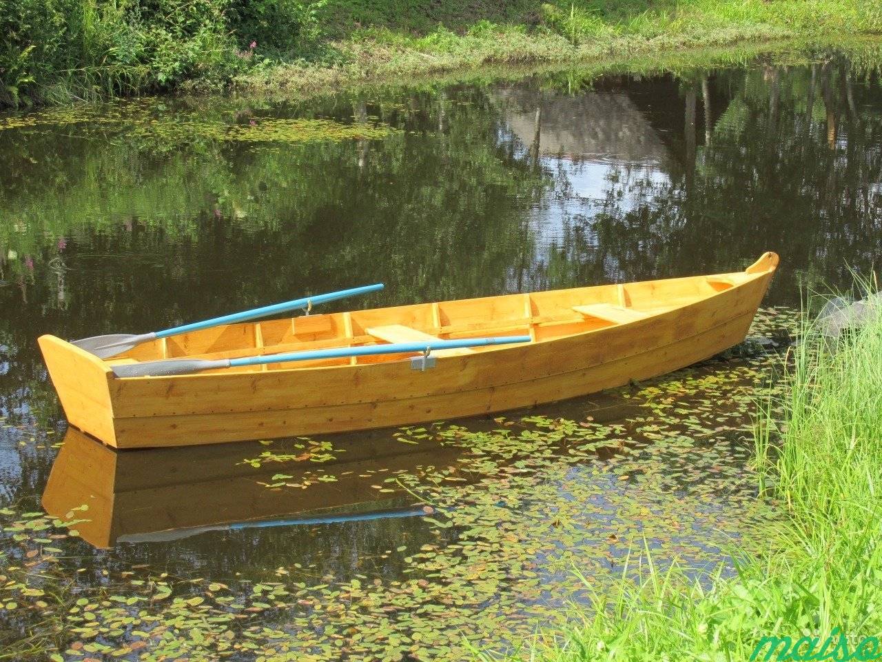 Деревянная лодка в Санкт-Петербурге. Фото 7