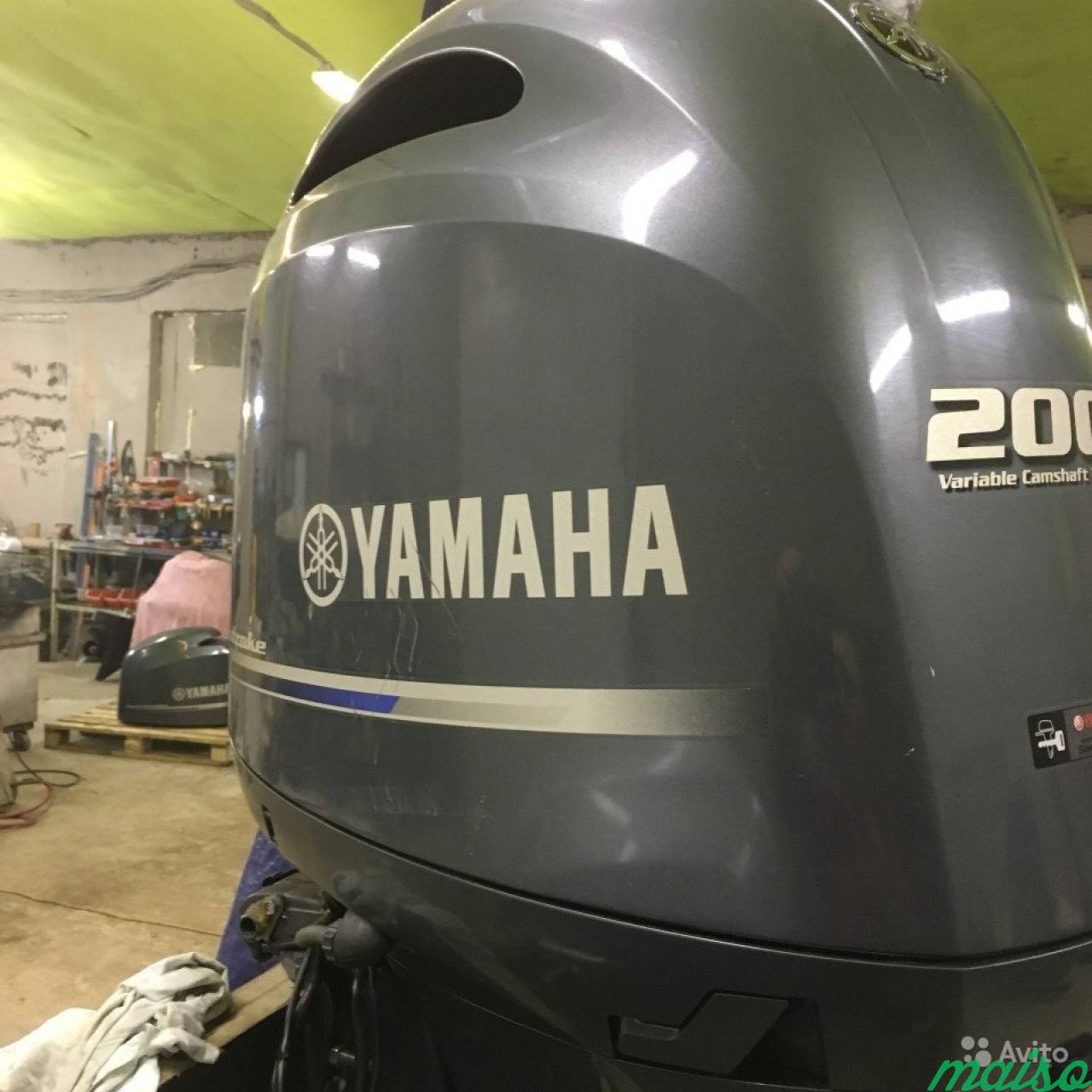 Подвесной лодочный мотор Yamaha 200 в Санкт-Петербурге. Фото 1