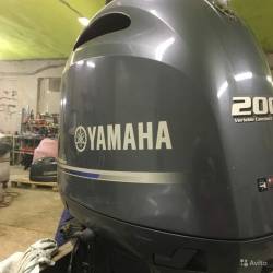 Подвесной лодочный мотор Yamaha 200
