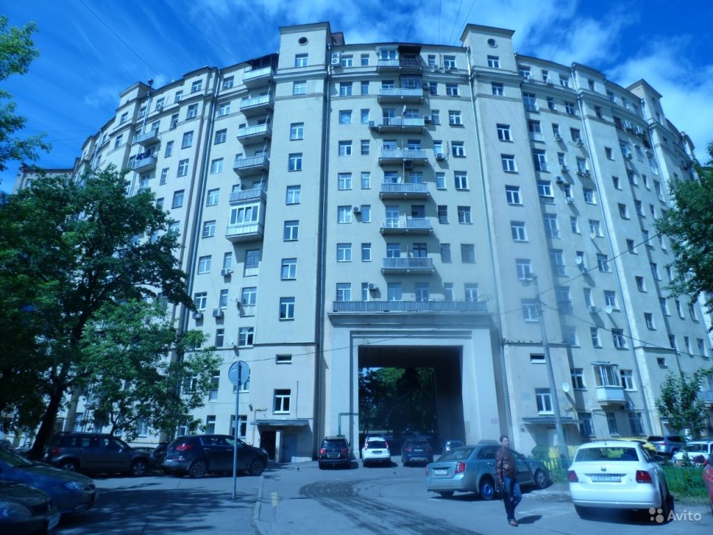 Продам квартиру 3-к квартира 88 м² на 9 этаже 11-этажного кирпичного дома в Москве. Фото 1