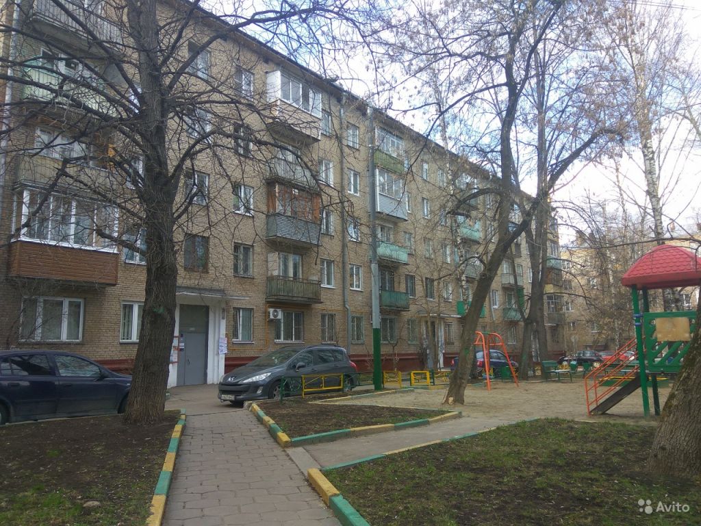Продам квартиру 3-к квартира 55.5 м² на 5 этаже 5-этажного кирпичного дома в Москве. Фото 1