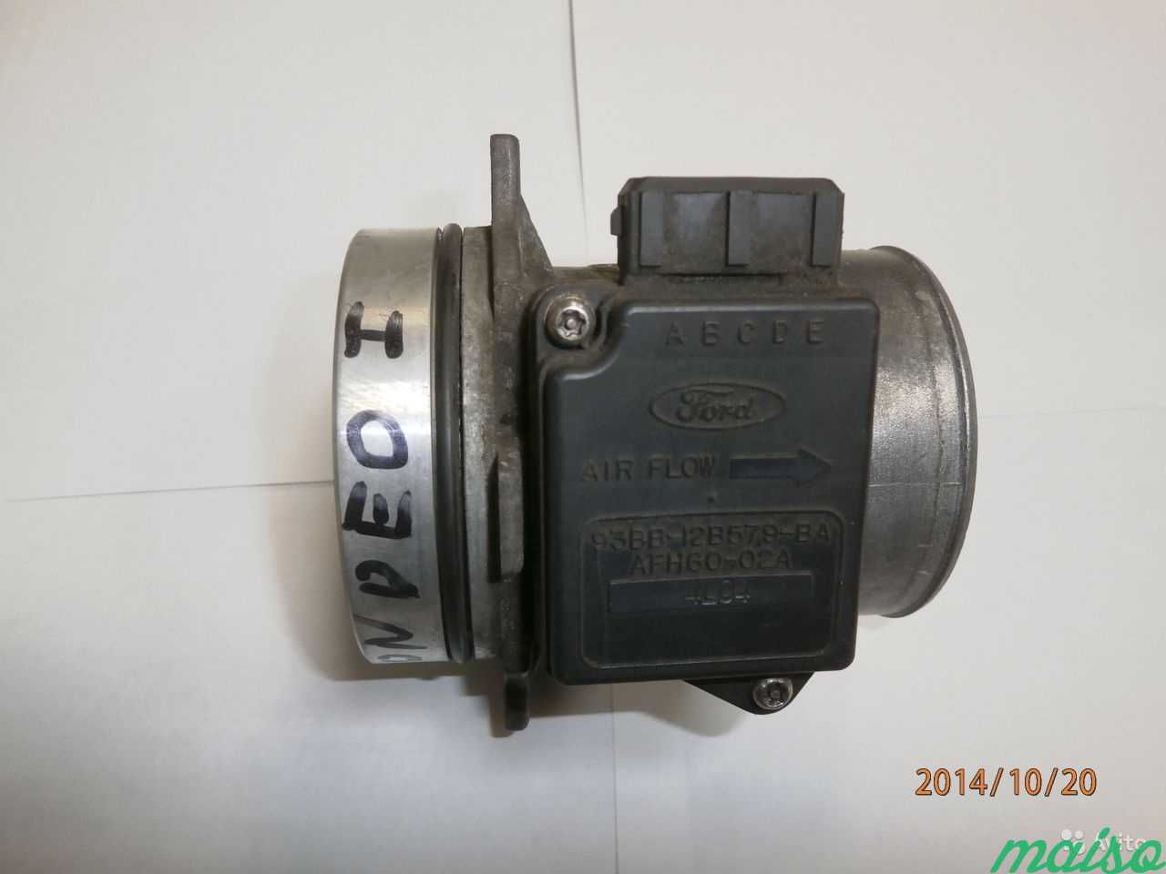 Расходомер воздуха дмрв Ford Mondeo 1 1.8 1.8TD в Санкт-Петербурге. Фото 1