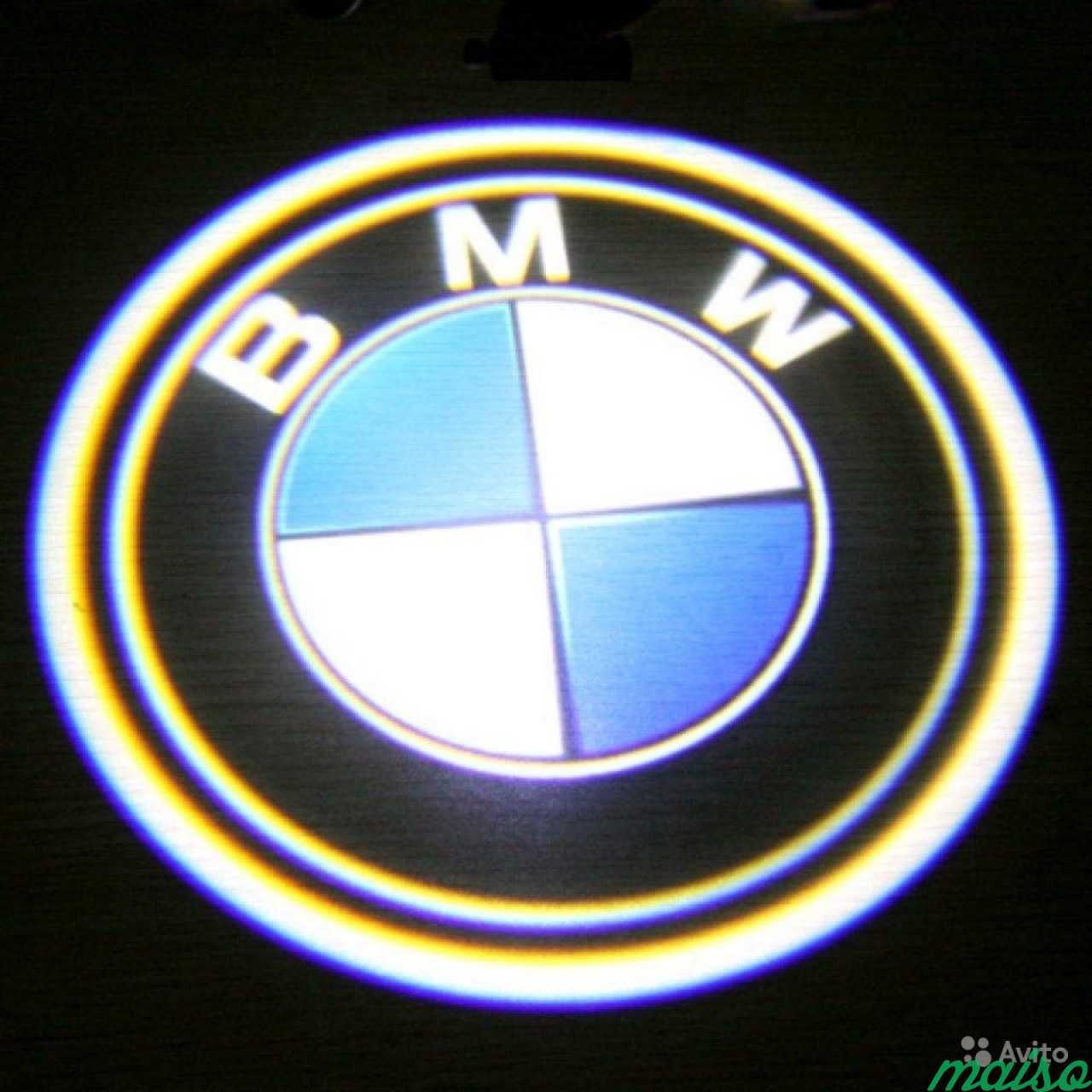Подсветка дверей с логотипом BMW в Санкт-Петербурге. Фото 1