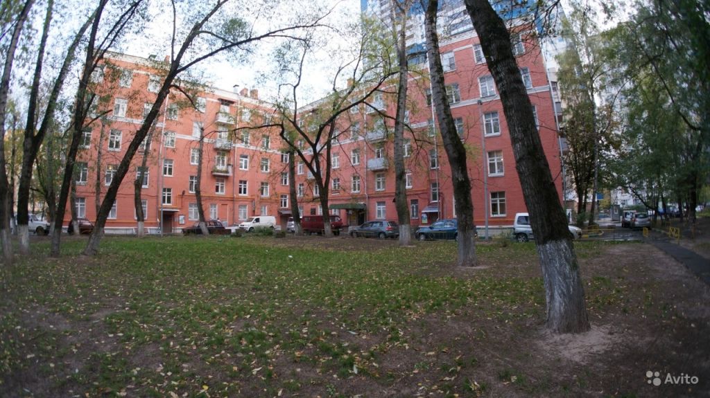 Продам квартиру 3-к квартира 75.8 м² на 2 этаже 5-этажного кирпичного дома в Москве. Фото 1