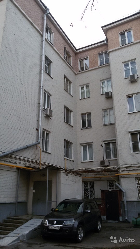 Продам квартиру 3-к квартира 63.6 м² на 4 этаже 5-этажного кирпичного дома в Москве. Фото 1