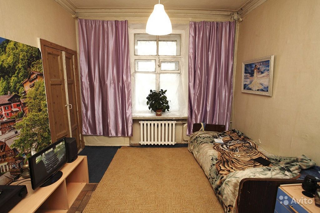 Продам квартиру 3-к квартира 65 м² на 1 этаже 8-этажного кирпичного дома в Москве. Фото 1