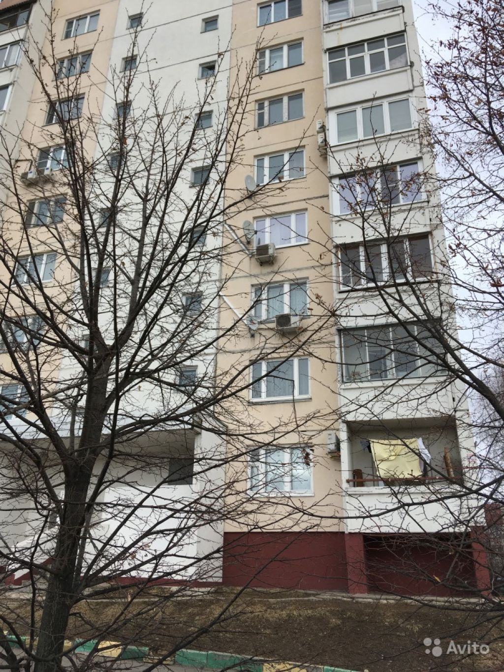 Продам квартиру 4-к квартира 103 м² на 2 этаже 9-этажного панельного дома в Москве. Фото 1